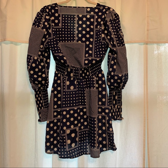 Long sleeve, navy blue patterned dress! - Picture 4 of 4